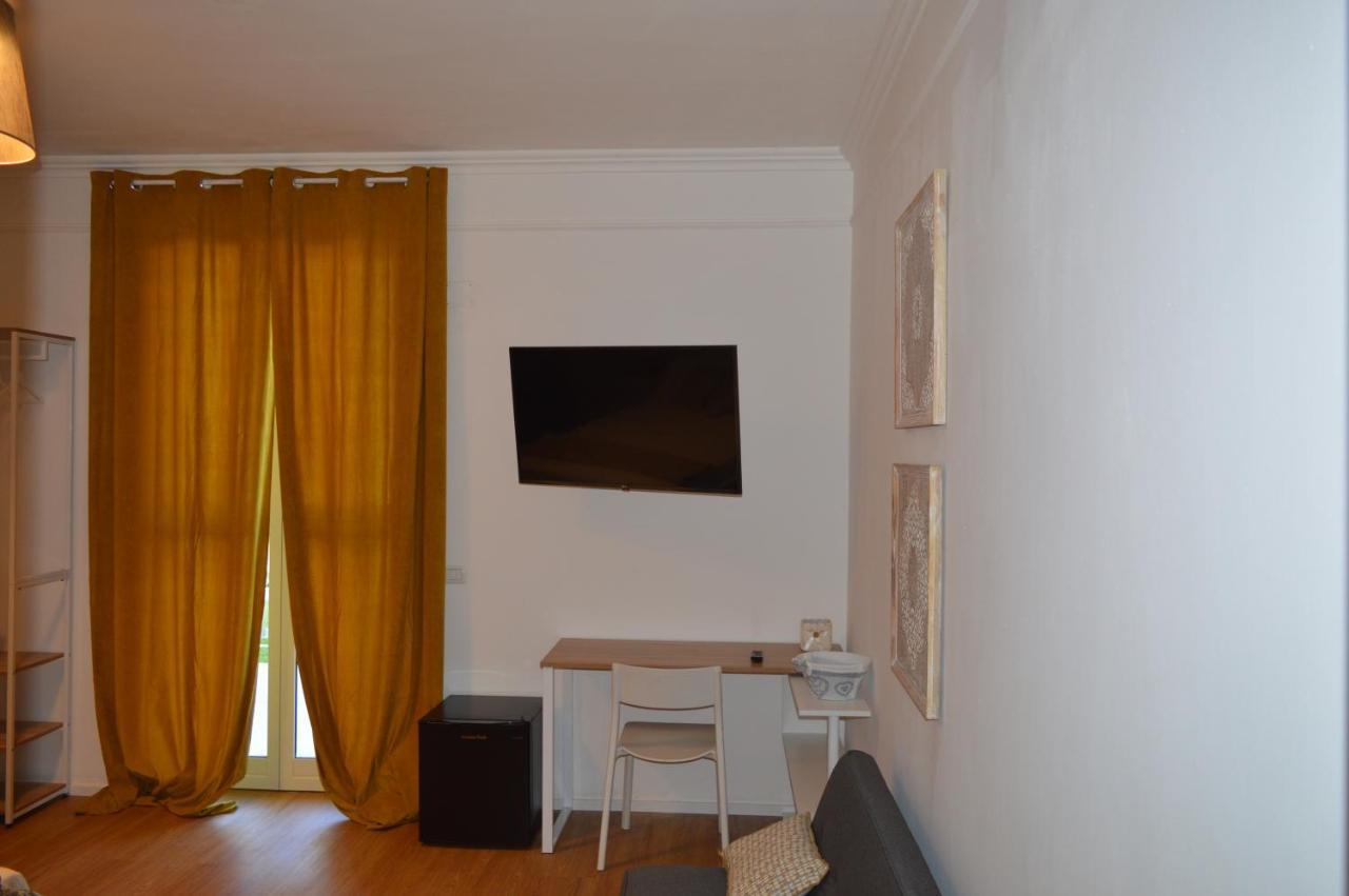 Casa Blanca B&B Latina Ngoại thất bức ảnh