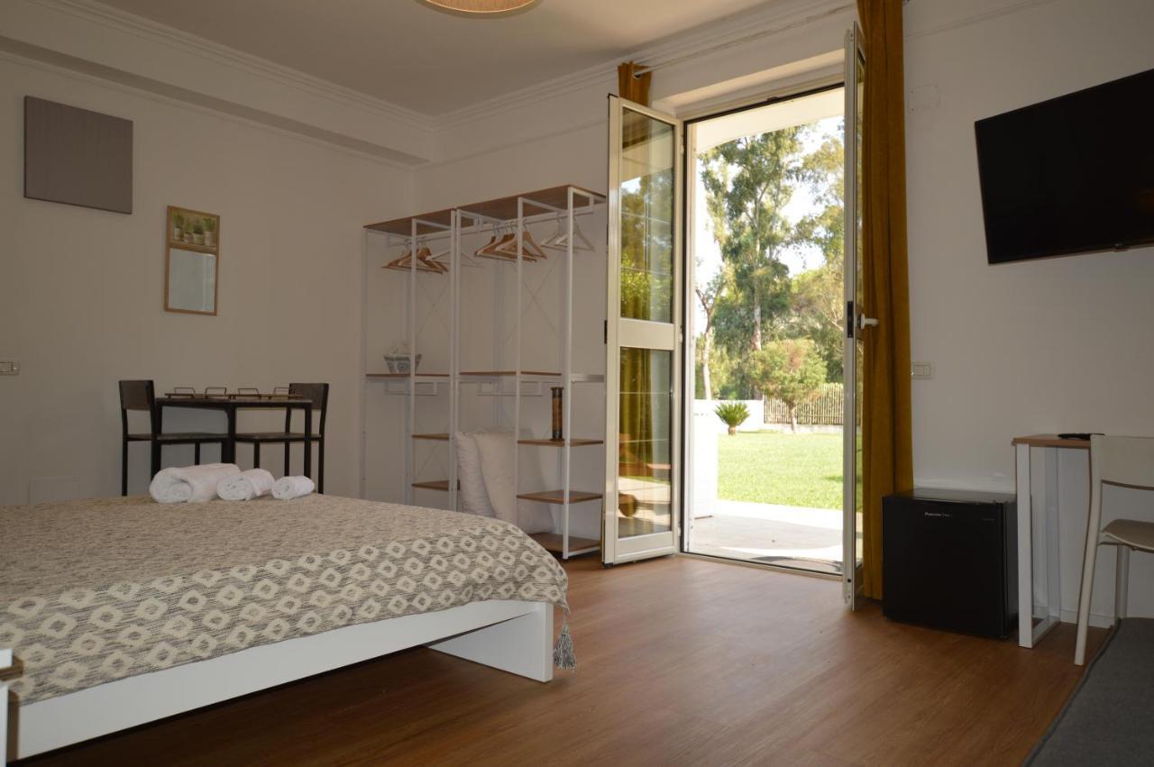 Casa Blanca B&B Latina Ngoại thất bức ảnh